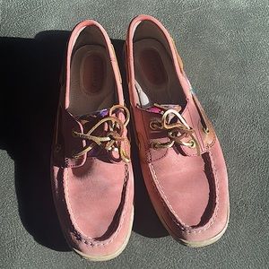 spereyy top sided boat shoes